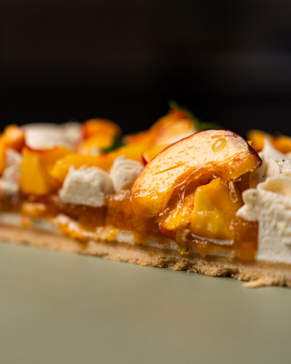 A7403113 BRESKOV TART Z BURBONSKO VANILIJO